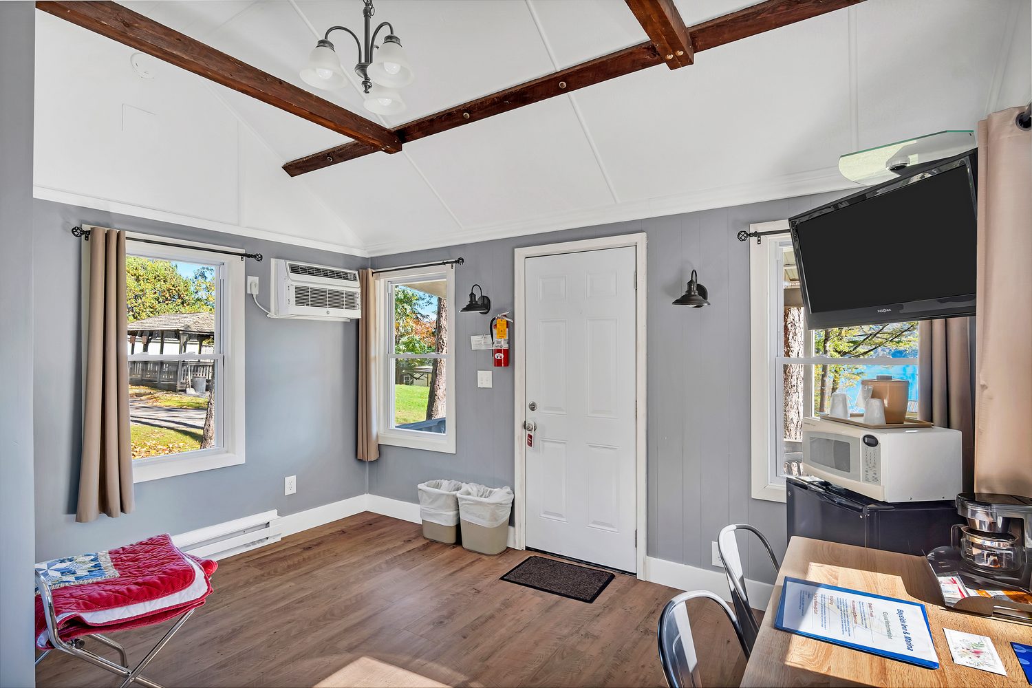 Main room, with the refrigerator, microwave and coffee maker